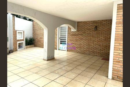 5_photo/94cf26f56f.0fca3daec1aa15fd-ATLAS-31ec9932-d7cc-4c54-8eeb-902447bd4b16.jpg de casa à venda com 3 quartos, 220m² em Vila Liberdade, Jundiaí