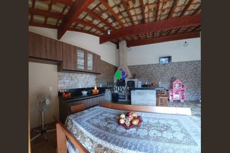 5_photo/94cf26f5ef.732b7fd8aaa5f07d-ATLAS-f5b23b6c-d860-4cc7-befe-2f79ee9da6a2.jpg de casa à venda com 3 quartos, 192m² em Jardim Carlos Gomes, Jundiaí