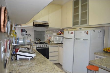8_photo/94cf26f993.93b8fa184532727f-ATLAS-534326f2-44fa-4c7f-a5a5-a3c1a89f6ff0.jpg de casa à venda com 3 quartos, 226m² em Jardim da Fonte, Jundiaí