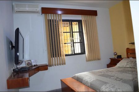 18_photo/94cf26f993.93b8fa184532727f-ATLAS-f3d05df3-ee5d-4000-b4cd-d6ad8967f96d.jpg de casa à venda com 3 quartos, 226m² em Jardim da Fonte, Jundiaí