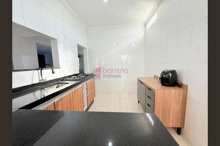 4_photo/94cf26ff2f.bb2cfda027800a9a-ATLAS-1eefef57-cb8f-4861-a5f5-8b492fc14af8.jpg de casa à venda com 3 quartos, 180m² em Jardim Tarumã, Jundiaí