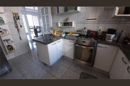 5_photo/94cf2715cb.7d44486df2fbe63f-ATLAS-1d5f99e8-0b8f-459e-ae43-56d47d86e60a.jpg de casa à venda com 3 quartos, 210m² em Vila Joaquina, Jundiaí