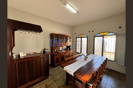 4_photo/94cf2715f3.9803aeba41cbaf1e-ATLAS-e50ccabd-4f3a-485e-80ce-c3cf285a648e.jpg de casa à venda com 4 quartos, 213m² em Jardim Colonia, Jundiaí