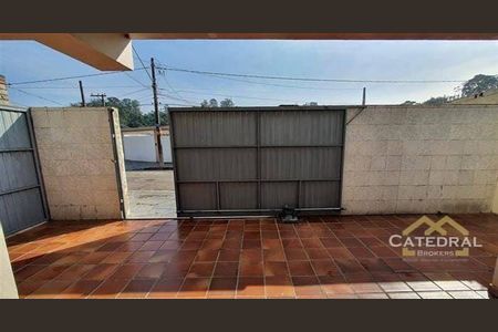 4_photo/94cf27167f.9fde2b1beaf38236-ATLAS-9fb68db2-a7d6-4a0f-83c7-e02d804ce780.jpg de casa à venda com 2 quartos, 440m² em Vila Joaquina, Jundiaí