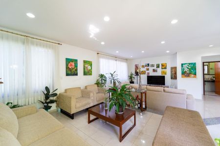 17_photo/94cf271725.a9fef3f6064667c4-ATLAS-c63c0ea7-e866-4da7-b44b-ea5ff5abe0da.jpg de casa à venda com 4 quartos, 514m² em Jardim Italia, Jundiaí