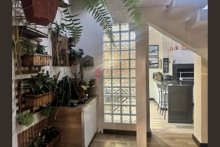 5_photo/94cf271ba3.8a3b691a8180766f-ATLAS-3d500db4-aefd-4b4f-964b-6a7a598af171.jpg de casa à venda com 4 quartos, 263m² em Jardim Roma, Jundiaí