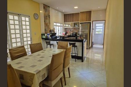 4_photo/94cf273a4b.9b0e853e47463488-ATLAS-44c92625-3049-449b-a2dc-9f68d54cffbb.jpg de casa à venda com 3 quartos, 150m² em Jardim Tamoio, Jundiaí