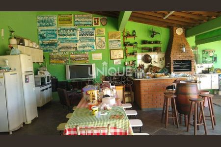 35_photo/94cf2765f5.9b144c04dcaf7b5b-ATLAS-b2cc18a0-3ce1-4a21-838b-9460a970507d.jpg de casa à venda com 3 quartos, 472m² em Jardim Sagrado Coracao de Jesus, Jundiaí