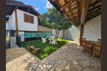 11_photo/94cf27a4c3.3dea3cab82053bf3-ATLAS-587053c6-92ed-4de1-afc5-24e64edaaea0.jpg de casa à venda com 3 quartos, 266m² em Jardim Dona Donata, Jundiaí