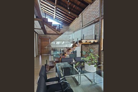 5_photo/94cf27a4c3.3dea3cab82053bf3-ATLAS-bbdb8739-e88a-4ad4-a563-2aaa6eebd5df.jpg de casa à venda com 3 quartos, 266m² em Jardim Dona Donata, Jundiaí