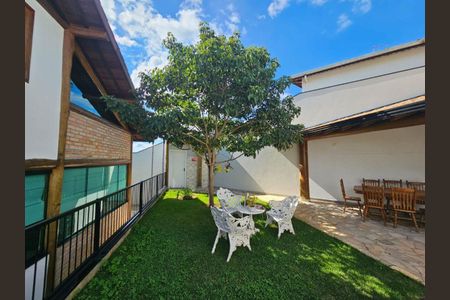 24_photo/94cf27a4c3.3dea3cab82053bf3-ATLAS-c2f3cc22-3f65-40b0-9ed7-eaafc1cb71cd.jpg de casa à venda com 3 quartos, 266m² em Jardim Dona Donata, Jundiaí