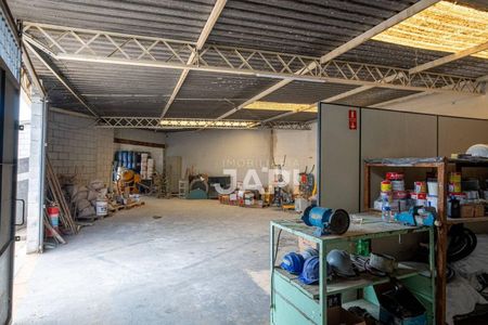 10_photo/94cf27a4c7.9445d083dc68a5ac-ATLAS-353cf2bc-761b-451f-8ba9-474c8aabac7d.jpg de casa à venda com 3 quartos, 450m² em Jardim Dona Donata, Jundiaí