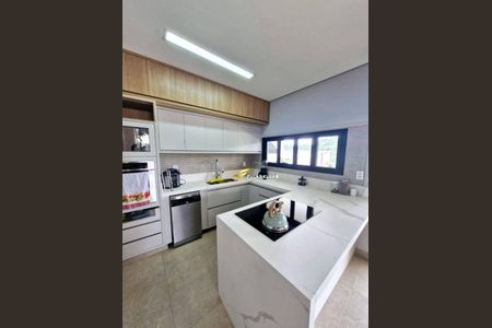 8_photo/94cf27a4e1.52aec5044c0f8fd9-ATLAS-9f159130-0167-4ecd-a6b6-abd40a02754a.jpg de casa à venda com 3 quartos, 208m² em Jardim Caxambu, Jundiaí