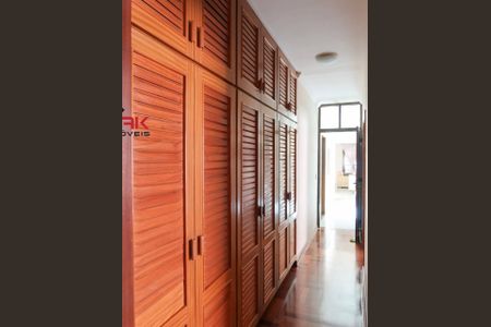 8_photo/94cf27a51d.7954feb32d1ae247-ATLAS-4e471192-ae13-4c5d-a2ef-5300fd25dd96.jpg de casa à venda com 4 quartos, 400m² em Jardim Caxambu, Jundiaí