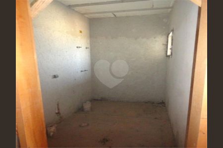8_photo/94cf27afa1.63bb9c76d918f500-ATLAS-3d63a2ea-7cb1-40f0-b8a0-536114d0dc7e.jpg de casa à venda com 3 quartos, 340m² em Vale Azul, Jundiaí