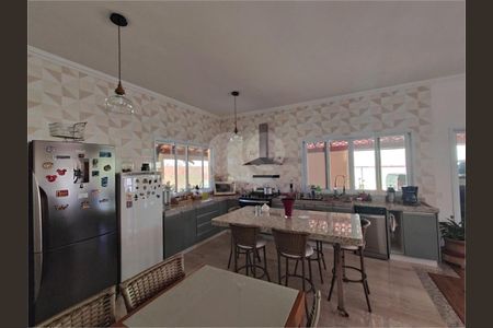 2_photo/94cf27b00f.912bb953107d94de-ATLAS-05f28f54-46d4-412b-b48f-1fda26ff0ac3.jpg de casa à venda com 3 quartos, 237m² em Jardim Caxambu, Jundiaí