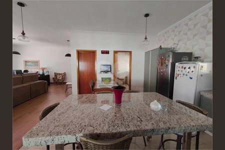 12_photo/94cf27b00f.912bb953107d94de-ATLAS-6c984ac9-f58f-4765-9e65-f2132a0a4e4f.jpg de casa à venda com 3 quartos, 237m² em Jardim Caxambu, Jundiaí