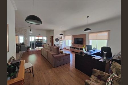 8_photo/94cf27b00f.912bb953107d94de-ATLAS-aef4d74f-5b89-48de-8ebf-b9c866629d8f.jpg de casa à venda com 3 quartos, 237m² em Jardim Caxambu, Jundiaí