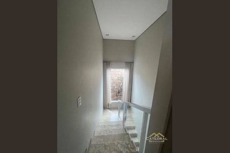 4_photo/94cf27b241.9fde2b1beaf38236-ATLAS-2ea29226-918f-48c3-92a9-8b992cee042e.jpg de casa à venda com 4 quartos, 404m² em Vale Azul II, Jundiaí