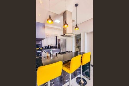 4_photo/94cf27b2cf.9fde2b1beaf38236-ATLAS-2ce84460-e232-416d-8905-5a62e39b7cd9.jpg de casa de condomínio à venda com 3 quartos, 300m² em Vale Azul, Jundiaí