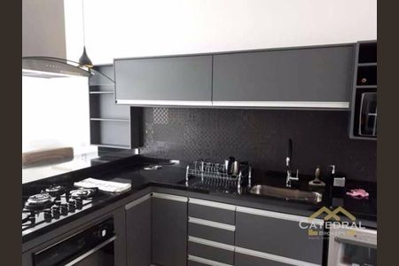 11_photo/94cf27b2cf.9fde2b1beaf38236-ATLAS-7c0069e8-1d2a-45a4-bae4-5fb8a6d3ff18.jpg de casa de condomínio à venda com 3 quartos, 300m² em Vale Azul, Jundiaí