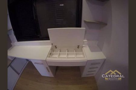 3_photo/94cf27b2cf.9fde2b1beaf38236-ATLAS-8fd3ab10-6f56-4b52-9239-e3b75f6e90b1.jpg de casa de condomínio à venda com 3 quartos, 300m² em Vale Azul, Jundiaí