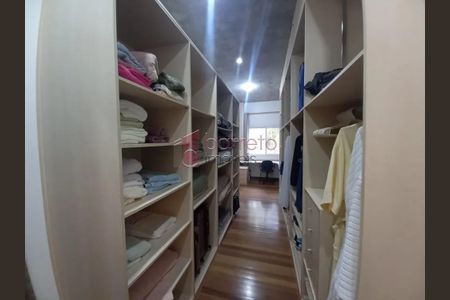 6_photo/94cf27bc5d.02ac3df0df34bc60-ATLAS-10d40f27-2bc2-48f2-8f8b-b7fd0534fec2.jpg de casa à venda com 4 quartos, 986m² em Jardim Caxambu, Jundiaí