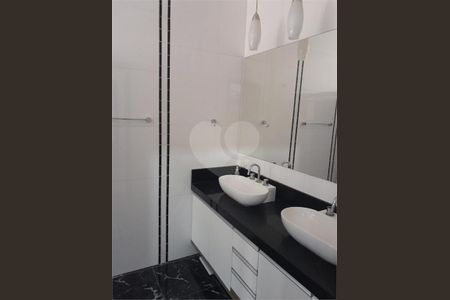 30_photo/94cf27bd8d.f70065d7dc94b7d7-ATLAS-4db88ec0-3b94-4da9-82a8-bb23d7d3a79c.jpg de casa à venda com 5 quartos, 375m² em Caxambu, Jundiaí
