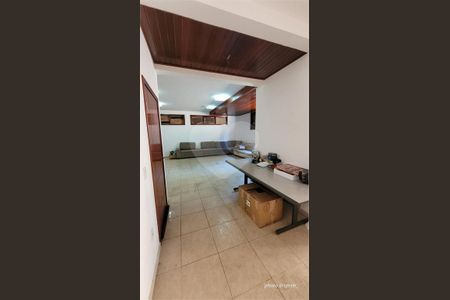 49_photo/94cf27bd8d.f70065d7dc94b7d7-ATLAS-9cd8968b-b831-4e0f-9506-ac76c9296a4c.jpg de casa à venda com 5 quartos, 375m² em Caxambu, Jundiaí