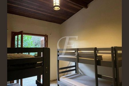 2_photo/94cf28c5af.22d99d281daac78a-ATLAS-de85e4e8-5659-49a1-8d5e-0f3152da1ed2.jpg de casa à venda com 3 quartos, 350m² em Rio Acima, Jundiaí