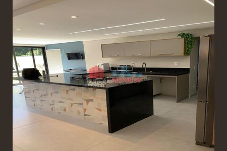 4_photo/94cf2f1a3f.20b1407c08fdccdc-ATLAS-9f3c0e90-bd10-4600-a4d3-0cf406af9c68.jpg de casa à venda com 4 quartos, 260m² em Jardim Celeste, Jundiaí