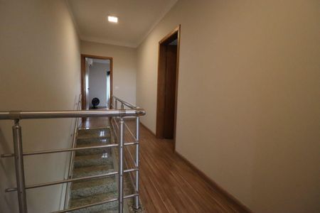 10_photo/94cf2f1c87.2f15d505e37c7ac5-ATLAS-3fbdfd01-7509-45e2-b8ce-4397f4eabdb6.jpg de casa à venda com 3 quartos, 210m² em Jardim Celeste, Jundiaí