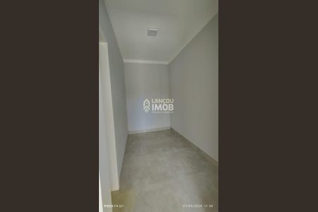 6_photo/94cf2f2391.ceff8192393c33de-ATLAS-40a6ca55-ce06-461f-94b0-98a0e9cdd49c.jpg de casa à venda com 3 quartos, 240m² em Jardim Currupira, Jundiaí