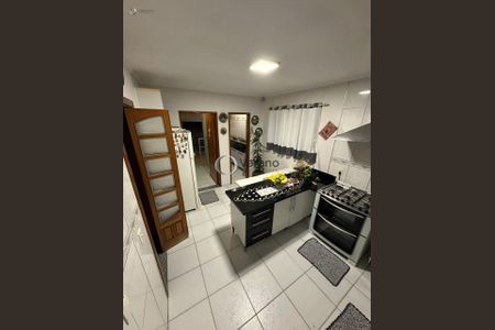 7_photo/94cf2f5897.0f81dd1a9a4f6ffb-ATLAS-17f8ba93-186e-449f-a778-ddf404ddbb66.jpg de casa à venda com 3 quartos, 250m² em Jardim Sao Vicente, Jundiaí