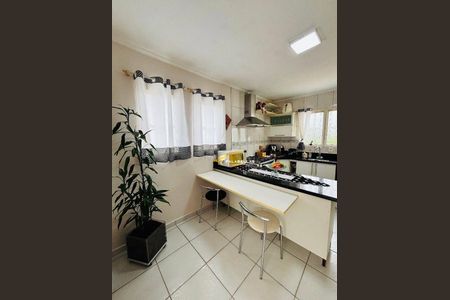 3_photo/94cf2f5897.2f15d505e37c7ac5-ATLAS-c23bd64b-a069-444a-b87d-2ee100b991f1.jpg de casa à venda com 3 quartos, 256m² em Jardim Sao Vicente, Jundiaí