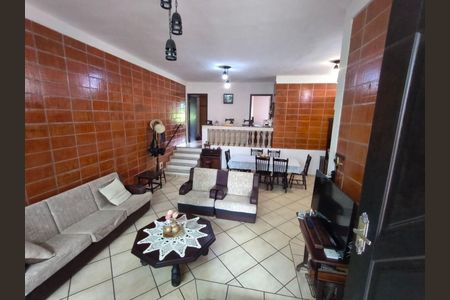 5_photo/94cf2f58bf.9fde2b1beaf38236-ATLAS-1f2addf4-d210-4e76-90b6-a505a8f639a7.jpg de casa à venda com 3 quartos, 202m² em Jardim Sao Vicente, Jundiaí