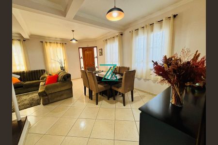 10_photo/94cf2f5919.f04eb875c589874c-ATLAS-310f7298-6f0b-4701-85b3-eacd969bf80a.jpg de casa à venda com 3 quartos, 176m² em Jardim Sao Vicente, Jundiaí