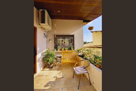 11_photo/94cf2f592f.6c623372c172fc17-ATLAS-c183745c-5a8a-4e15-b150-46d5347ac5aa.jpg de casa à venda com 4 quartos, 284m² em Jardim Sao Vicente, Jundiaí