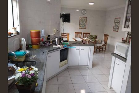 2_photo/94cf2f593b.2f15d505e37c7ac5-ATLAS-0ba97079-9320-4c7b-ba79-3669b9df365d.jpg de casa à venda com 3 quartos, 372m² em Jardim Sao Vicente, Jundiaí