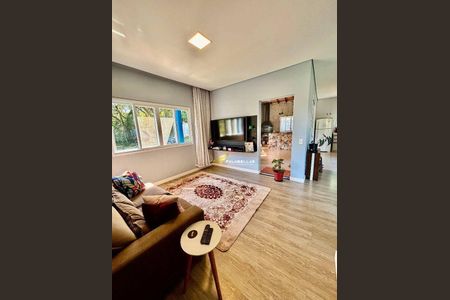 5_photo/94cf2f5b6d.0e5883cd31689f99-ATLAS-fd79794b-3495-4e5d-b717-cfc6e2d11697.jpg de casa à venda com 3 quartos, 160m² em Parque Centenário, Jundiaí