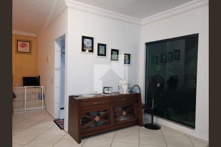 11_photo/94cf2f5c17.ceff8192393c33de-ATLAS-3d3d1af2-5172-4c32-b31b-01df6a207984.jpg de casa à venda com 3 quartos, 270m² em Bairro dos Fernandes, Jundiaí