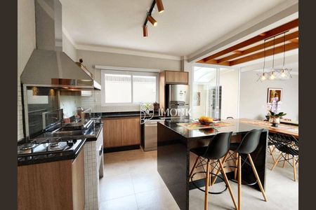 4_photo/94cf2f63bd.fcbecafe390039d6-ATLAS-3f1d2de4-c90a-46de-a32b-d11ecd2d4464.jpg de casa à venda com 3 quartos, 300m² em Engordadouro, Jundiaí