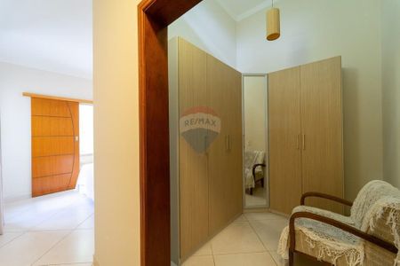 11_photo/94cf2f6535.ab41e4e09fc2bc48-ATLAS-2dd96aef-dd92-41fb-a996-2c2abb72a573.jpg de casa à venda com 3 quartos, 306m² em Mirante de Jundiaí, Jundiaí