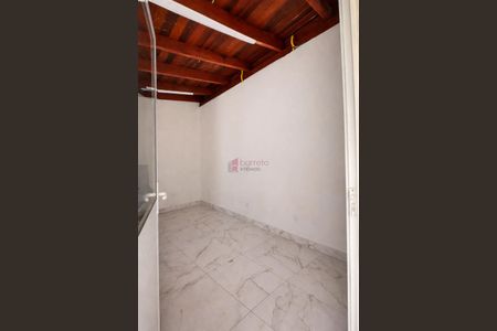 25_photo/94cf2f70f7.e8818d4a5c5dde9d-ATLAS-e0d8e8a0-d3c3-4bfc-be40-8d9f139ae9bb.jpg de casa à venda com 2 quartos, 140m² em Mirante de Jundiaí, Jundiaí