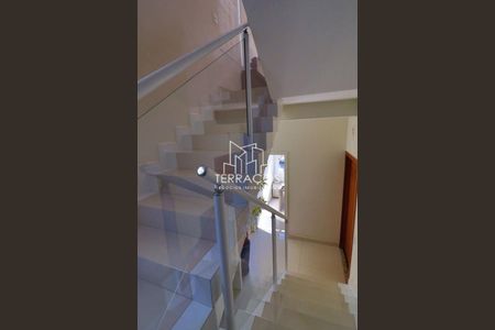 9_photo/94cf2f7385.6a940fd7dc05e55d-ATLAS-a73637bd-8b42-4c35-9475-67ded734eb11.jpg de casa à venda com 3 quartos, 250m² em CECAP, Jundiaí