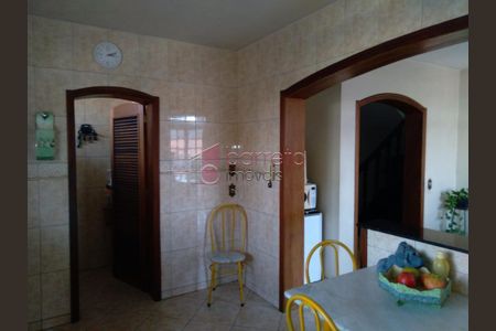 5_photo/94cf2f8c6b.a49d907f0912b726-ATLAS-16c73b7a-e694-467f-8739-c2a7cd17984f.jpg de casa à venda com 3 quartos, 332m² em Jardim das Tulipas, Jundiaí