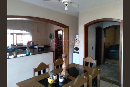 5_photo/94cf2f8c6b.a49d907f0912b726-ATLAS-534ab3ab-c2fd-485e-9ffd-35c19ae09cca.jpg de casa à venda com 3 quartos, 332m² em Jardim das Tulipas, Jundiaí