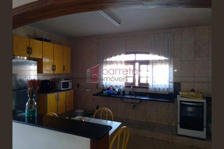 11_photo/94cf2f8c6b.a49d907f0912b726-ATLAS-70a4b52c-cb4e-4bdf-90c0-0b825659e99a.jpg de casa à venda com 3 quartos, 332m² em Jardim das Tulipas, Jundiaí