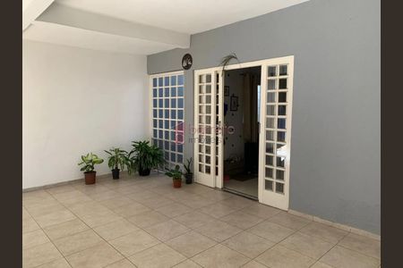 22_photo/94cf2febe5.2c445d7a253e7411-ATLAS-ea411865-f5a9-4c3f-b22b-eb96f3a856e9.jpg de casa à venda com 3 quartos, 202m² em Jardim das Tulipas, Jundiaí