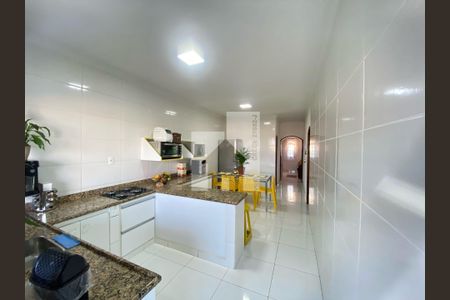 14_photo/94cf2fecf3.ceff8192393c33de-ATLAS-02842b2b-679c-4e3a-9d39-cd141c0f5705.jpg de casa à venda com 2 quartos, 200m² em Jardim das Tulipas, Jundiaí